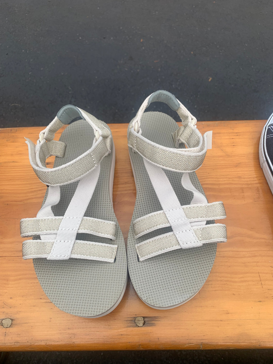 Teva Arivaca Karina Mid Sandal Anthropologie - size Shoes-Womens 6