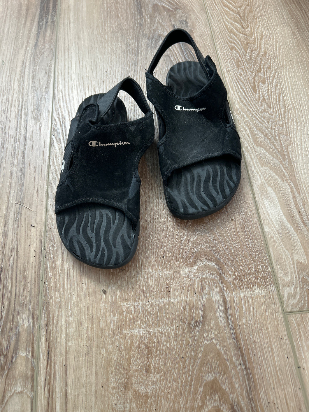 Champion Sandals Black - size Shoes-youth  2