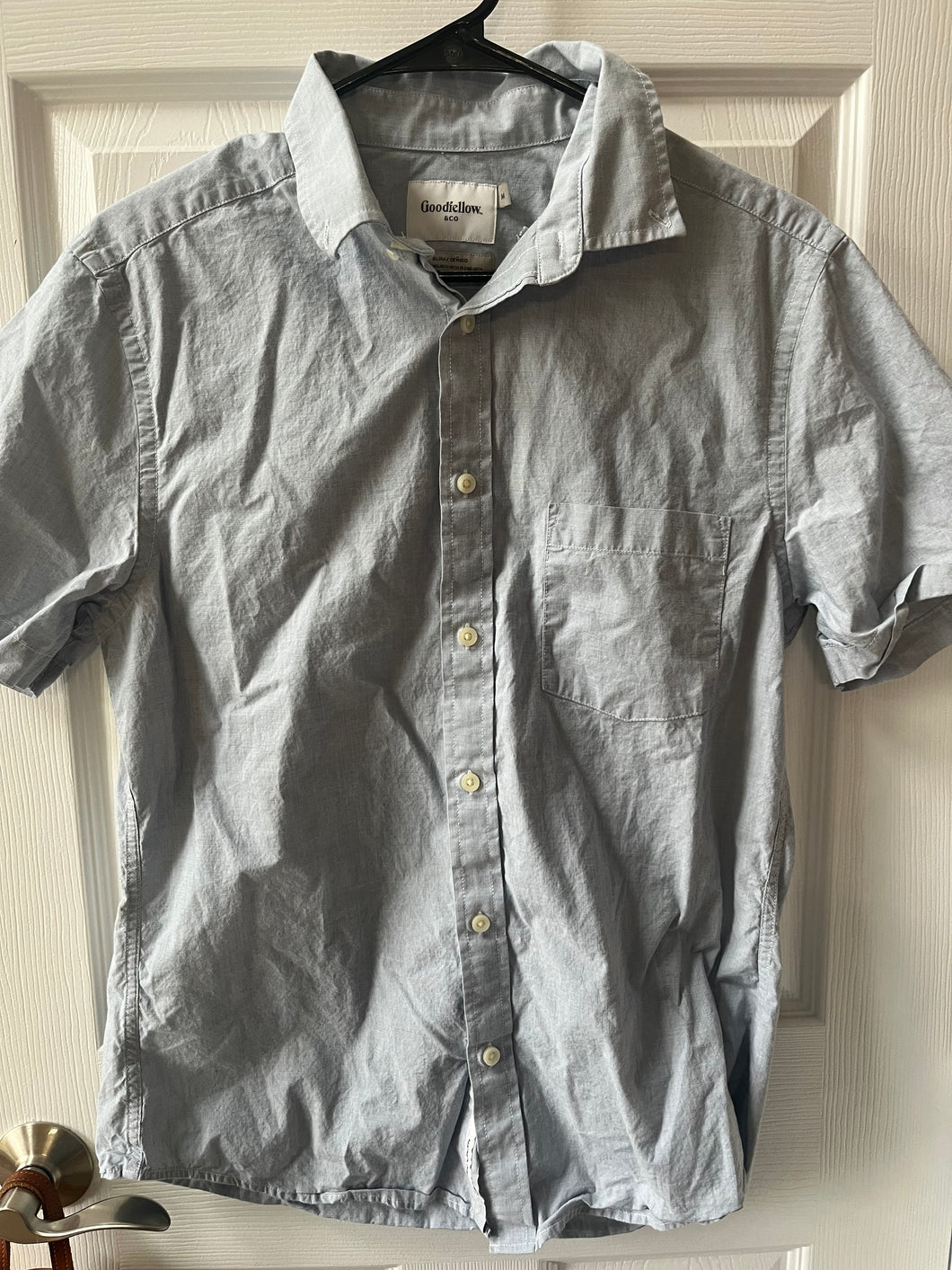 Good Fellow s/s dress shirt - size Mens M
