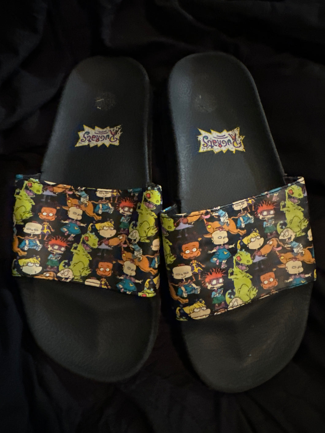 Black Rugrat Slides - size Shoes-teen 7