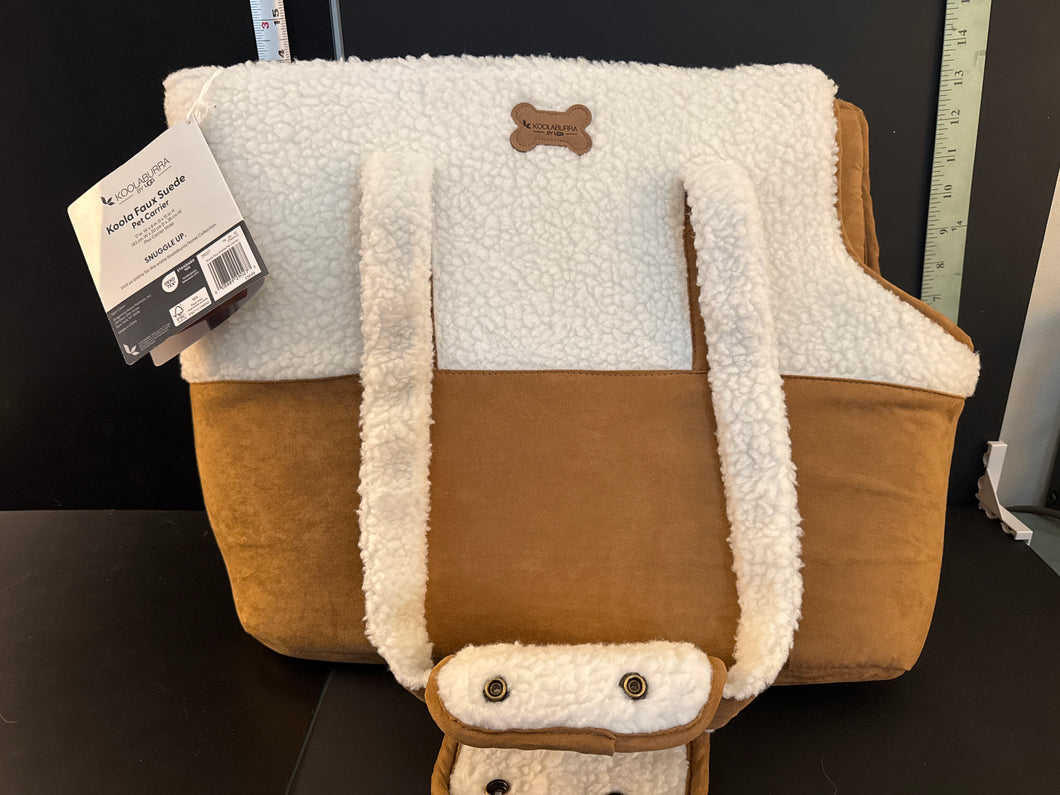 Koolaburra by Ugg pet Carrier NWT