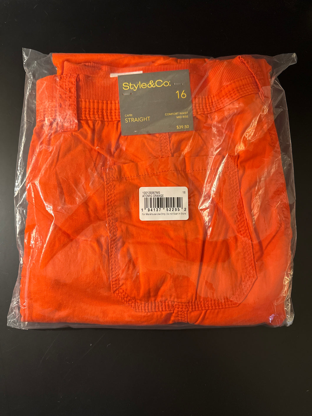 Macy's Style&Co capri NEW in bag, orange - size Women 1XL (16-18)