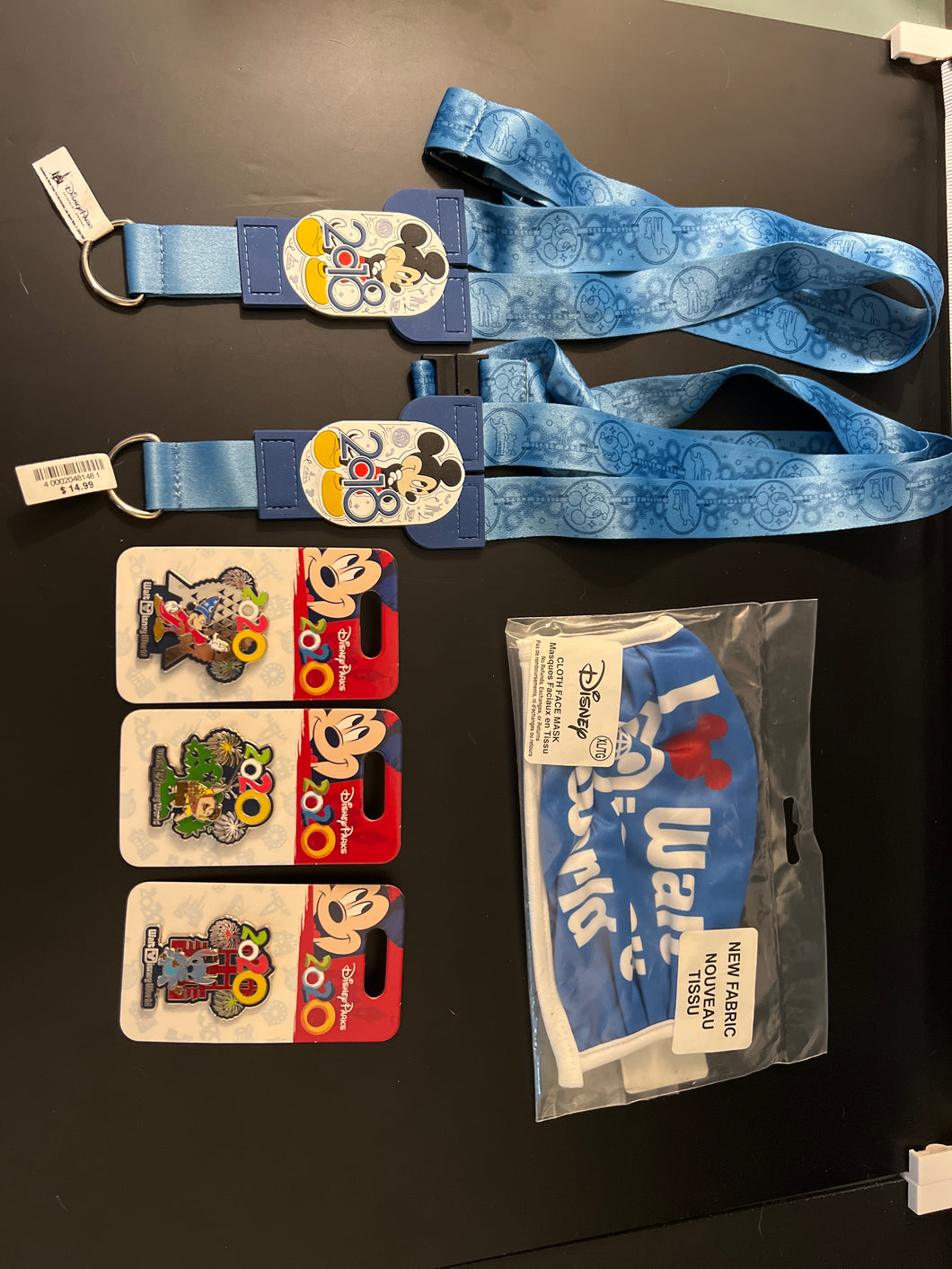 Disney World pin trading 2020 parks,2018 lanyards