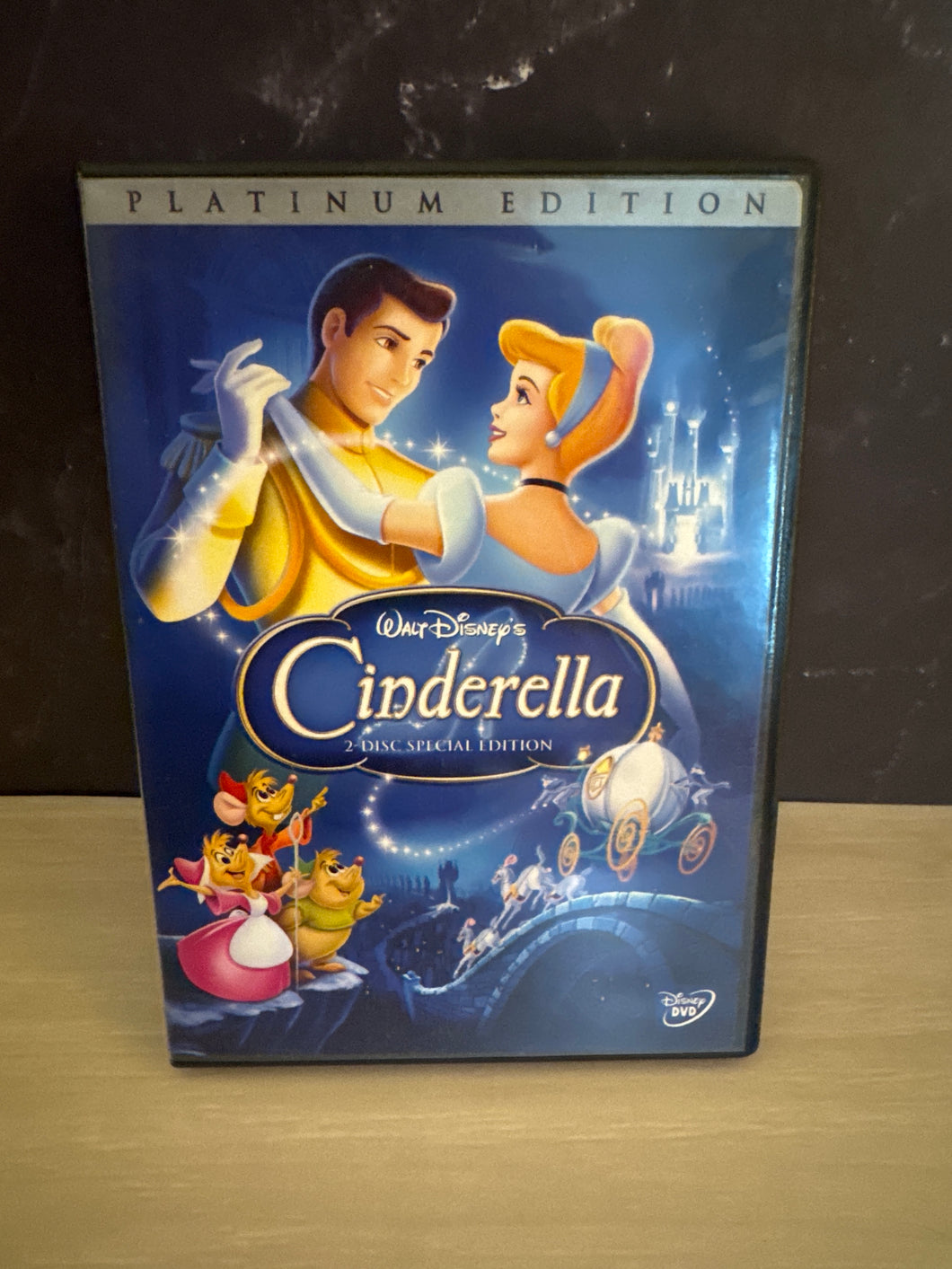 Disney Cinderella DVD 2disc set, like new