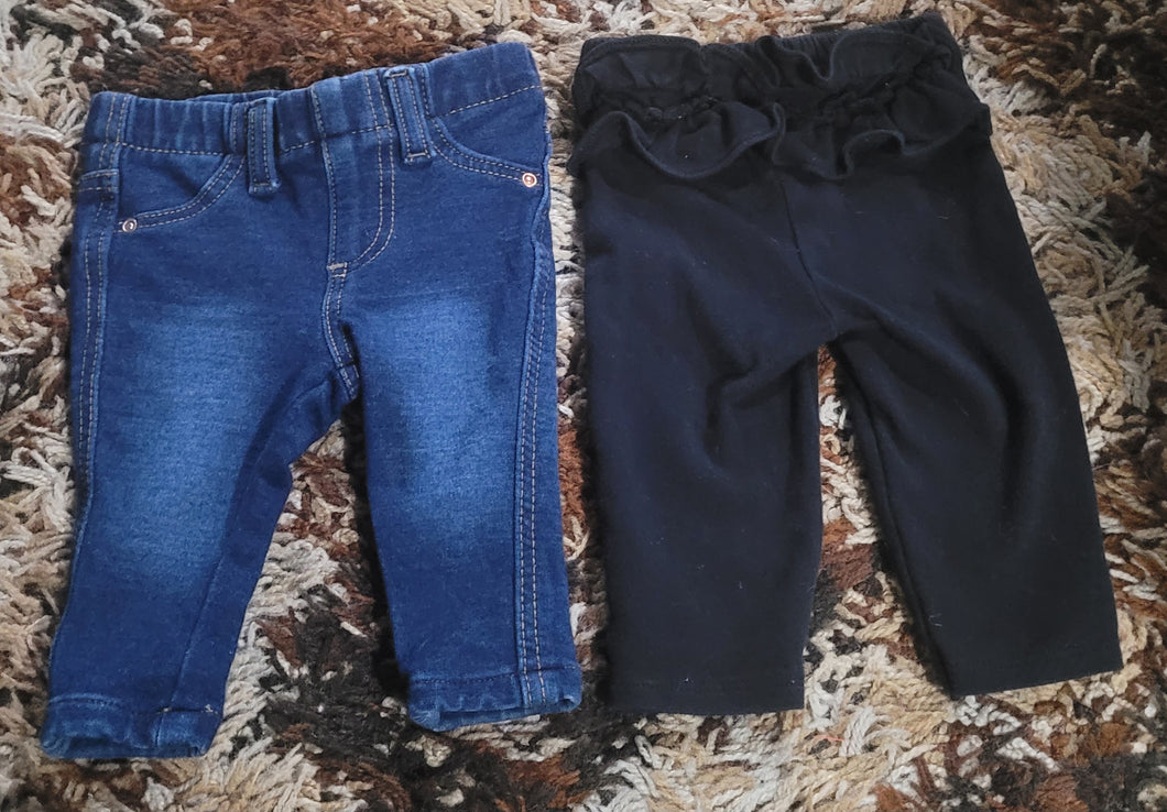 2 pair of leggings Black and jeans - size 0-3 Months