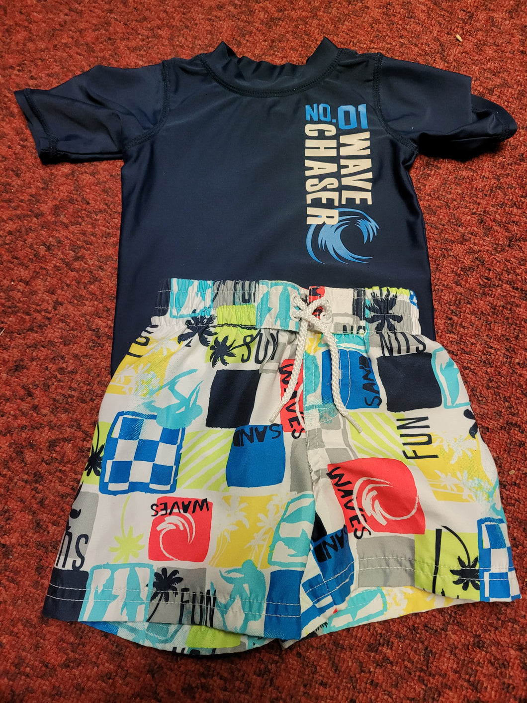Wave chaser swimming set Shirt and shorts - size 9-12 Months