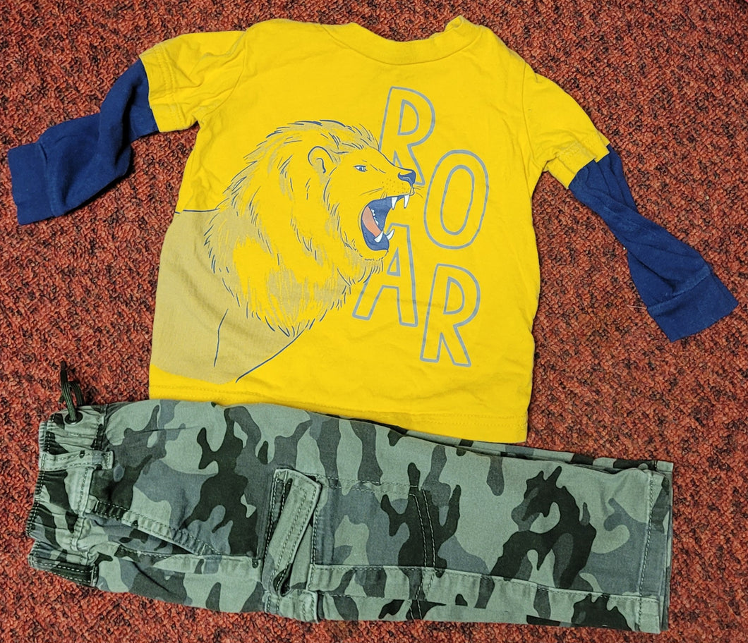 Lion outfit Green camouflage pants - size 18 Months
