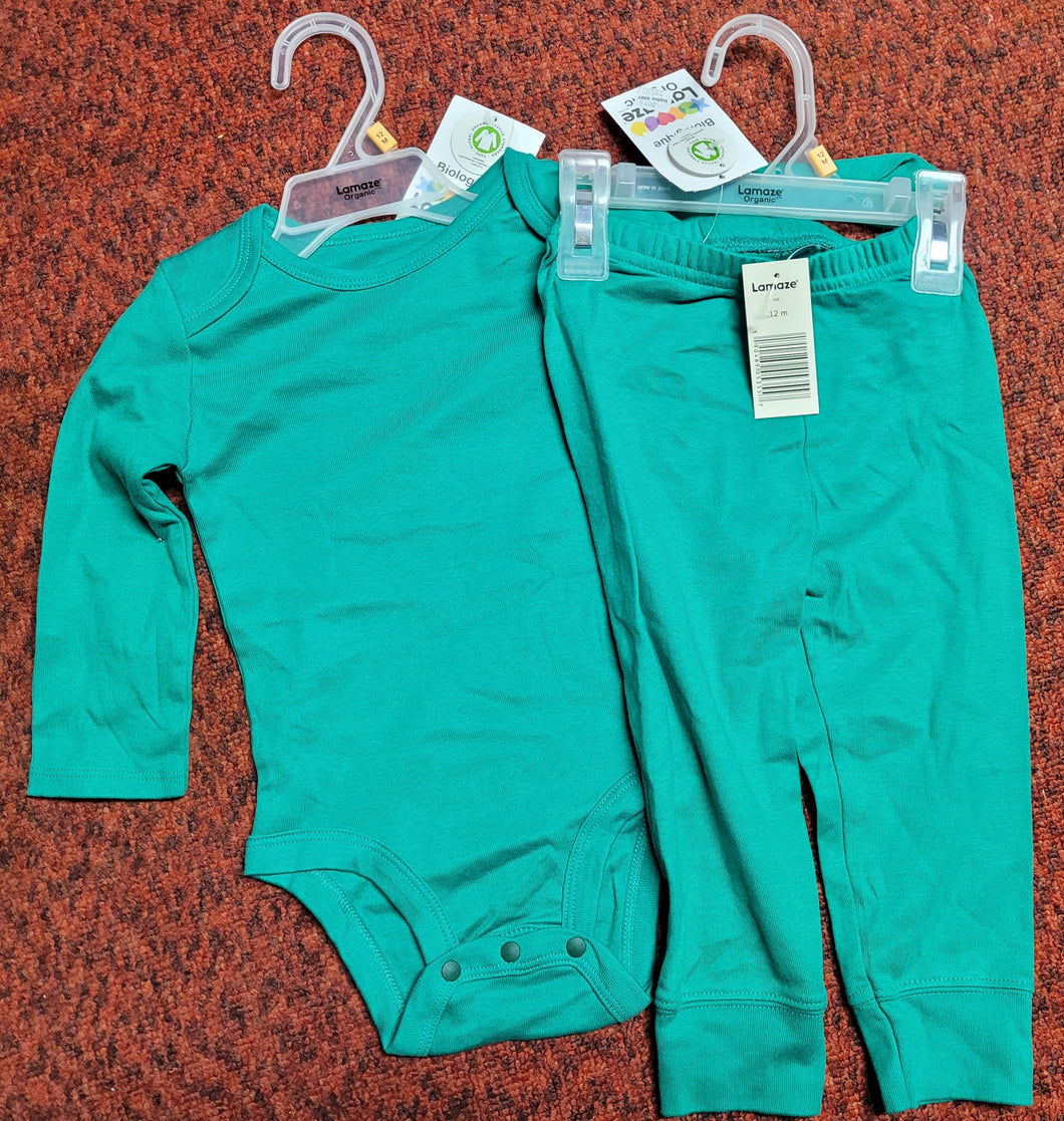 Green outfit Brand new outfit - size 12 Months