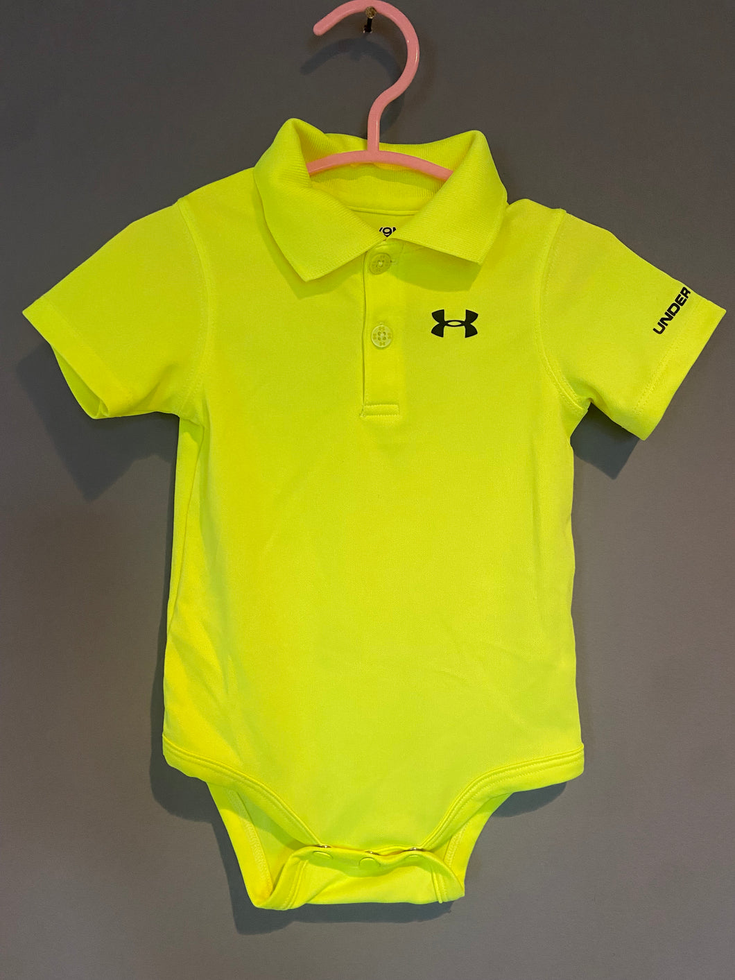 Under Armour polo onesie 6-9M - size 6-9 Months