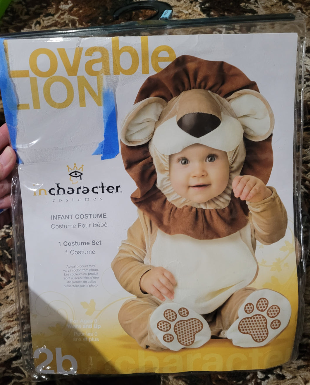Lovable lion - size 12 Months