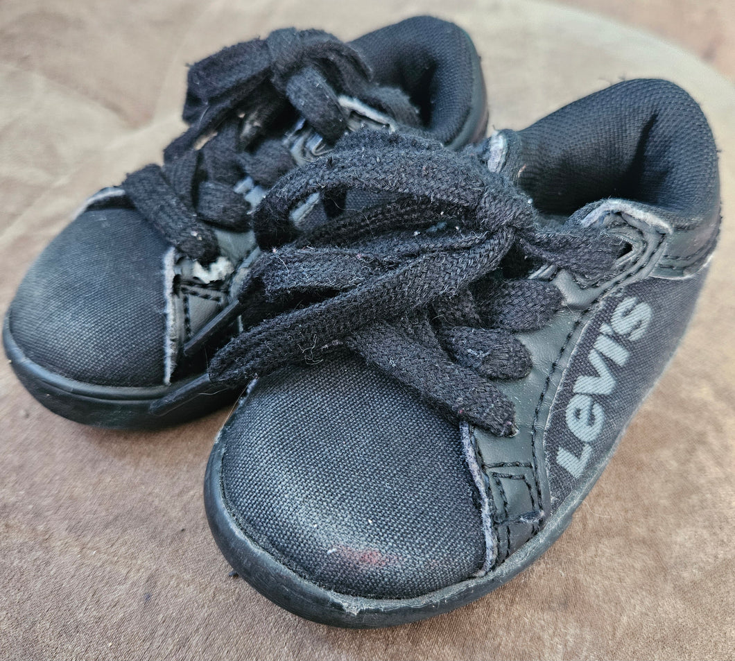 Black Levi sneakers - size Shoes-Toddler 4
