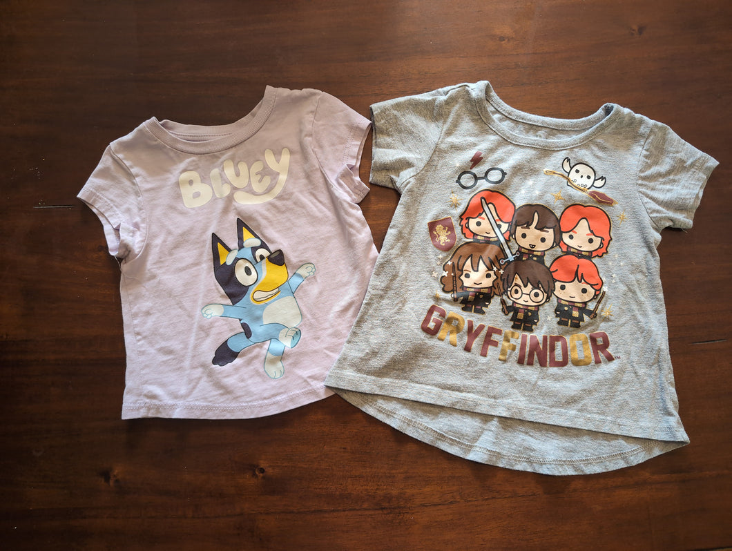 Character Tees Bluey and Hogwarts - size 18 Months