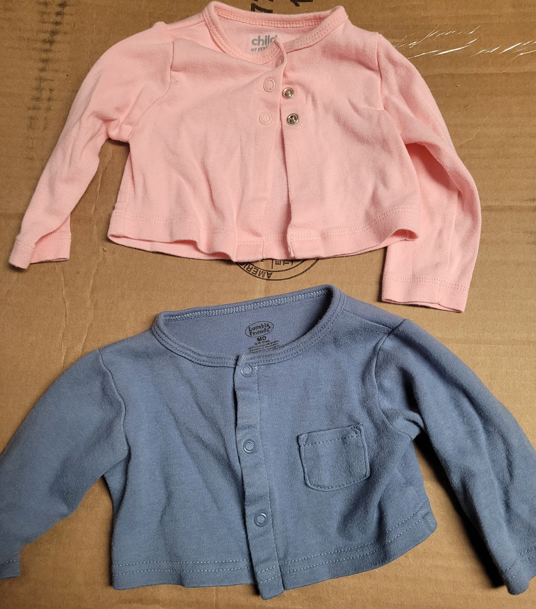 2 cardigan One pink and one blue - size 3-6 Months
