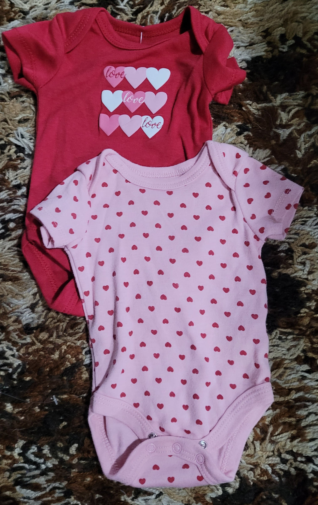 2 oneises - size 0-3 Months