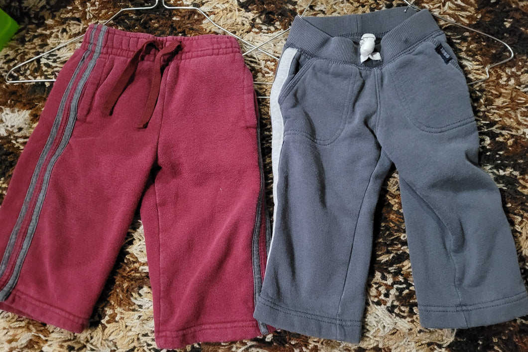 2 pair of sweatpants - size 12 Months