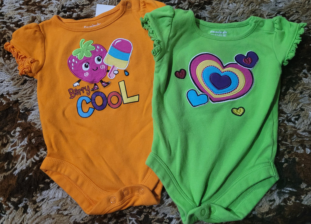 2 oneises Berry cool and - size 0-3 Months