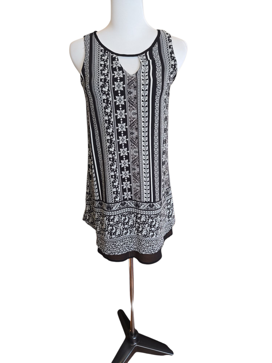 Black and white dress - size Women XS (0-2)