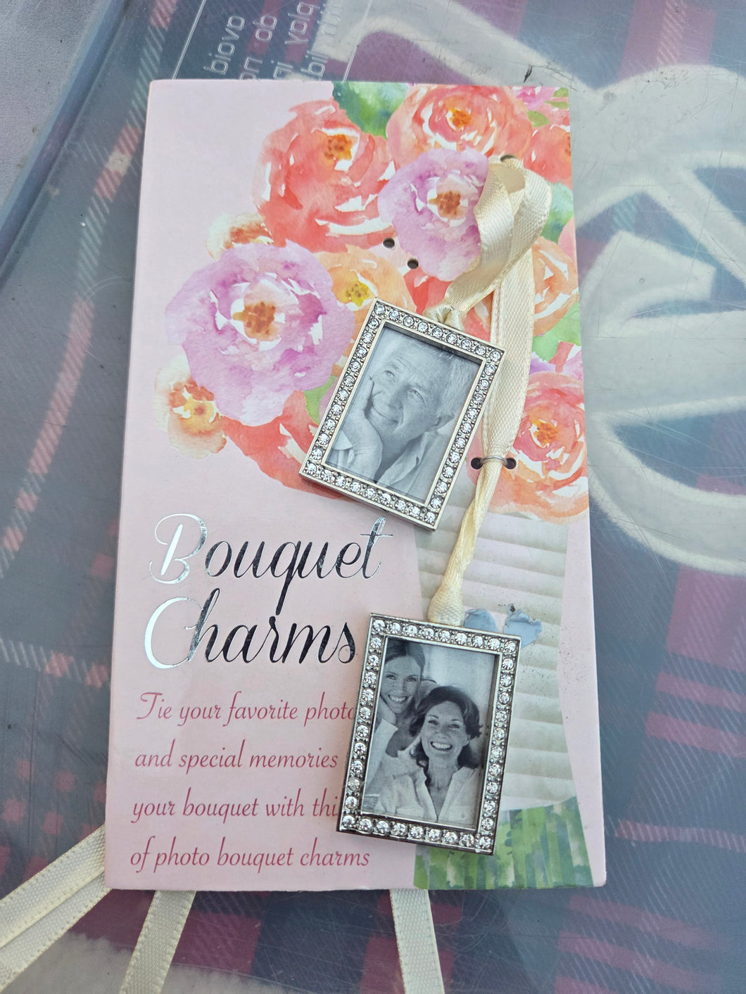 Bouquet charms
