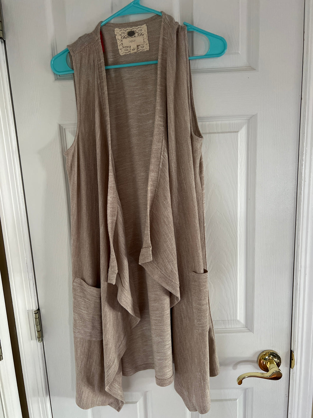 CUPIO SWEATER VEST TAN LONG KNIT VEST - size Women L (12)