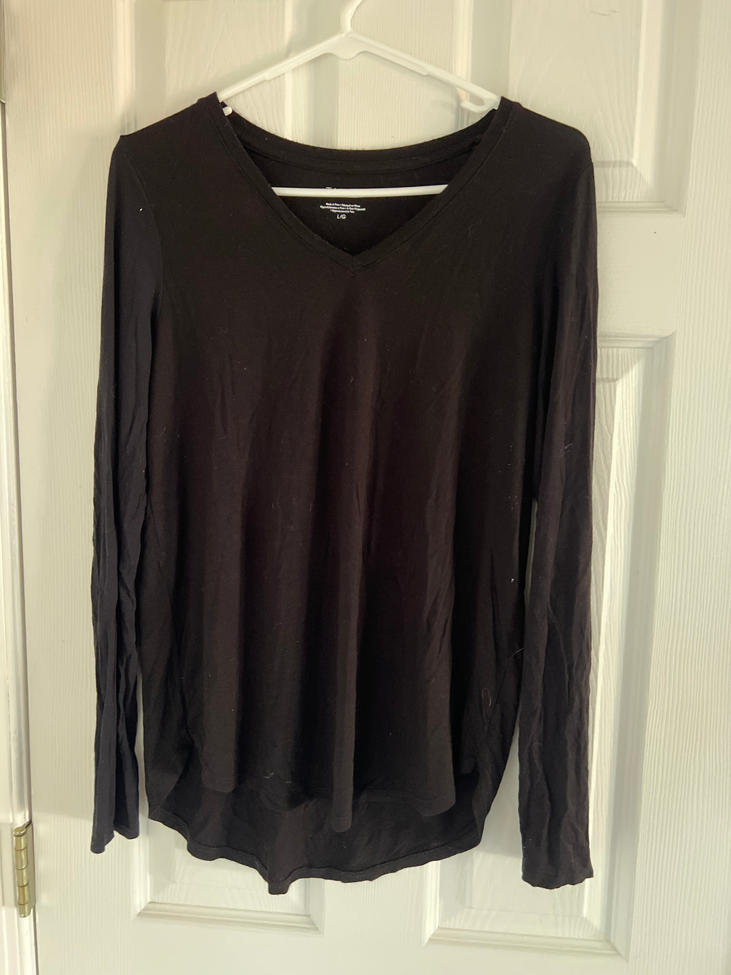 TAHARI LONG SLEEVE SHIRT BLACK - size Women L (12)