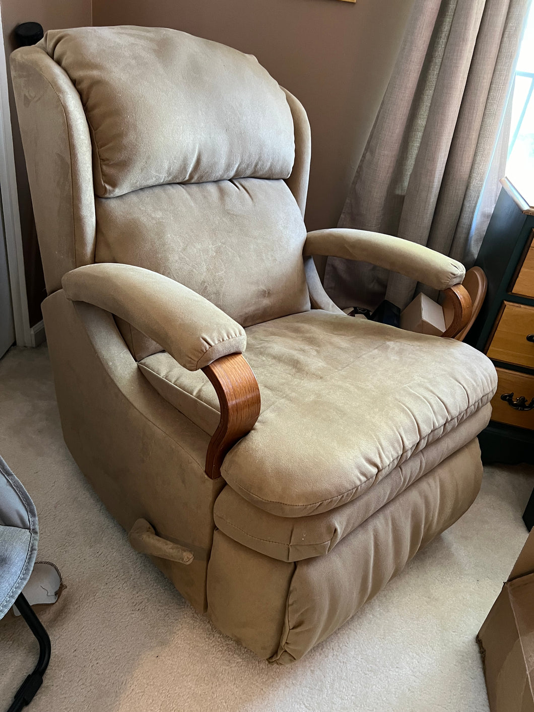 RECLINER - LIGHT BROWN WOOD ARMS-LIKE NEW