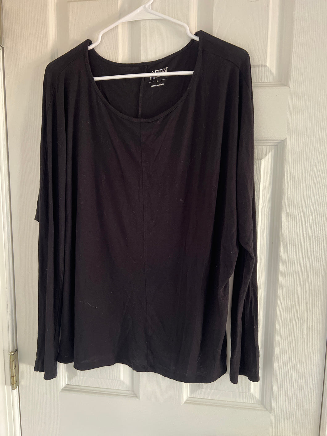 APT 9 LONG SLEEVE SHIRT BLACK - size Women L (12)