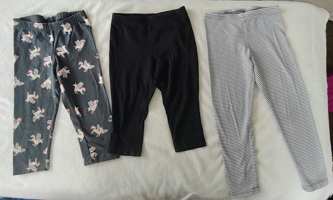 3pc leggings. Black capri, Gray capri with p - size Kids 6