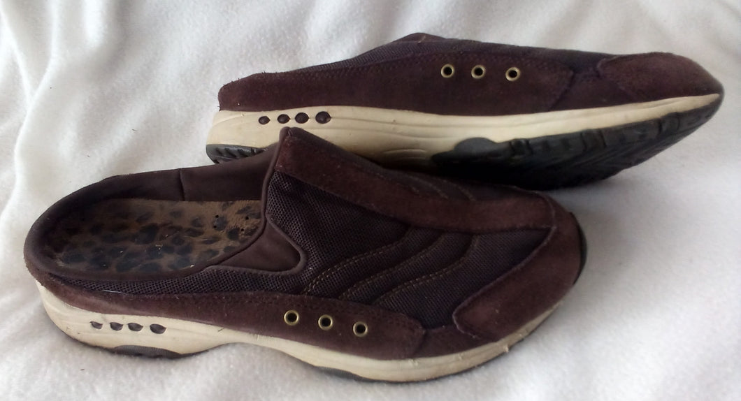 Easy Spirit slip ons Brown - size Shoes-Women 10