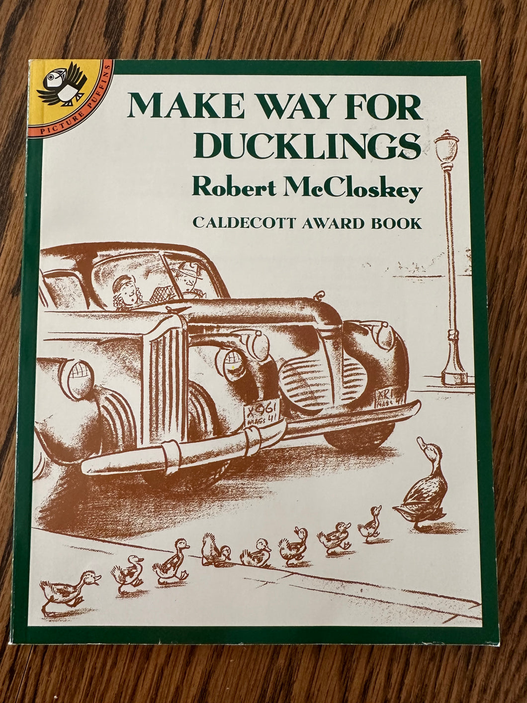 Make way for ducklings Robert McCloskey