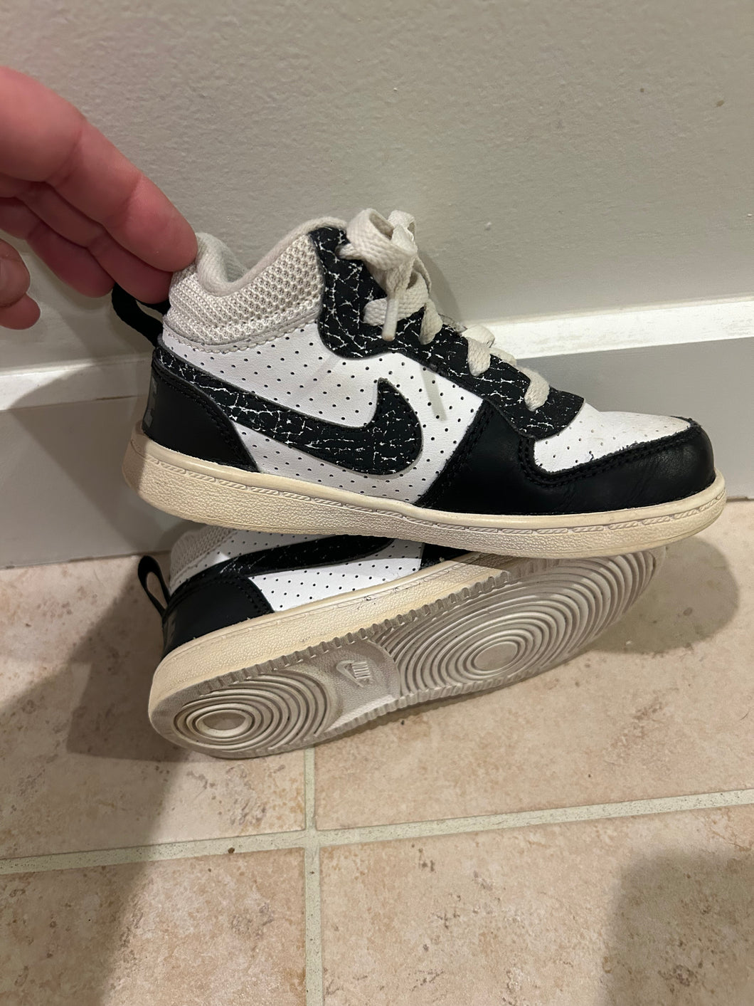 Nike high tops Black & white crack logo - size Shoes-toddler 9