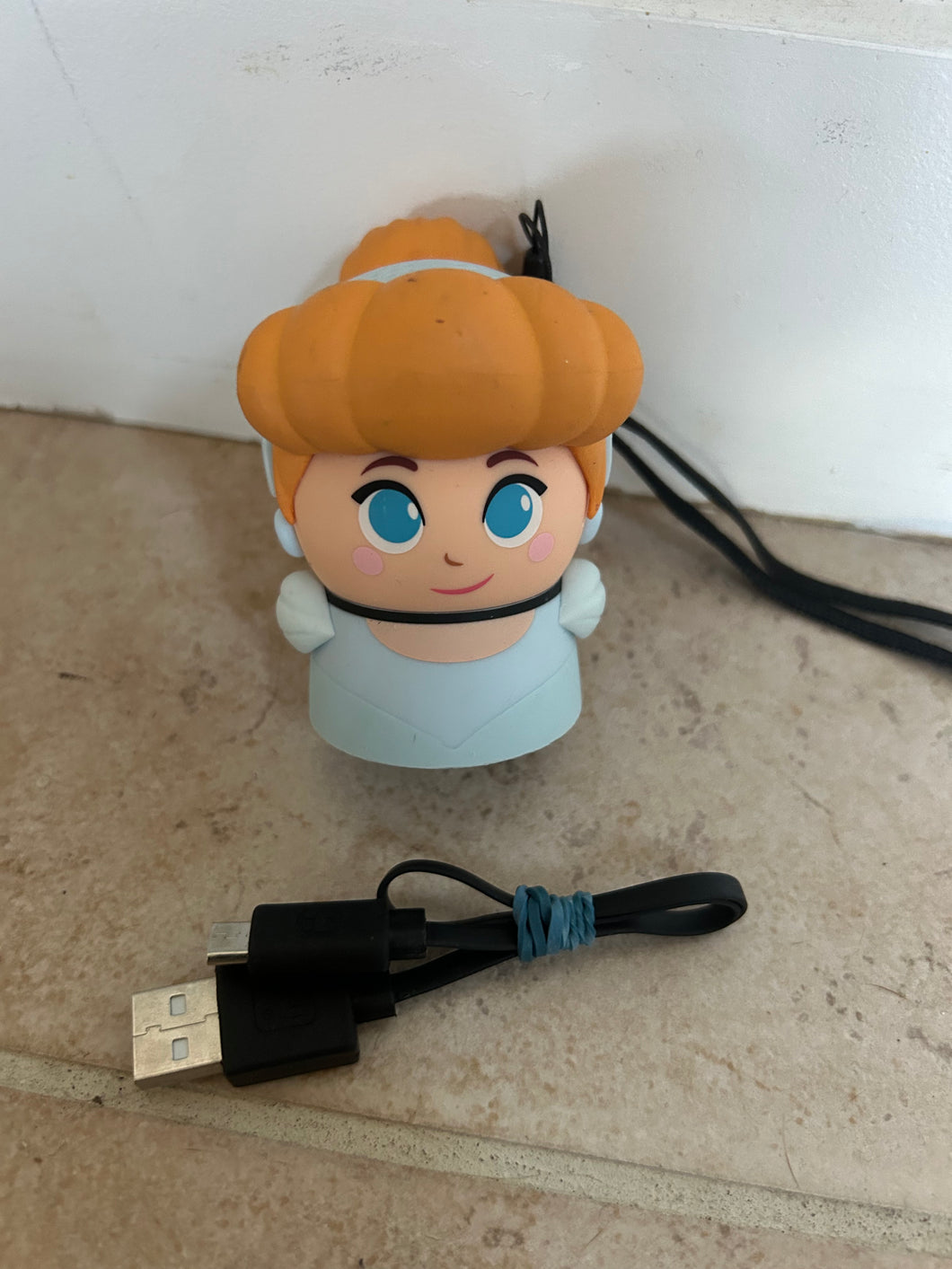 Cinderella Bitty Boomer Strap and charger incl.