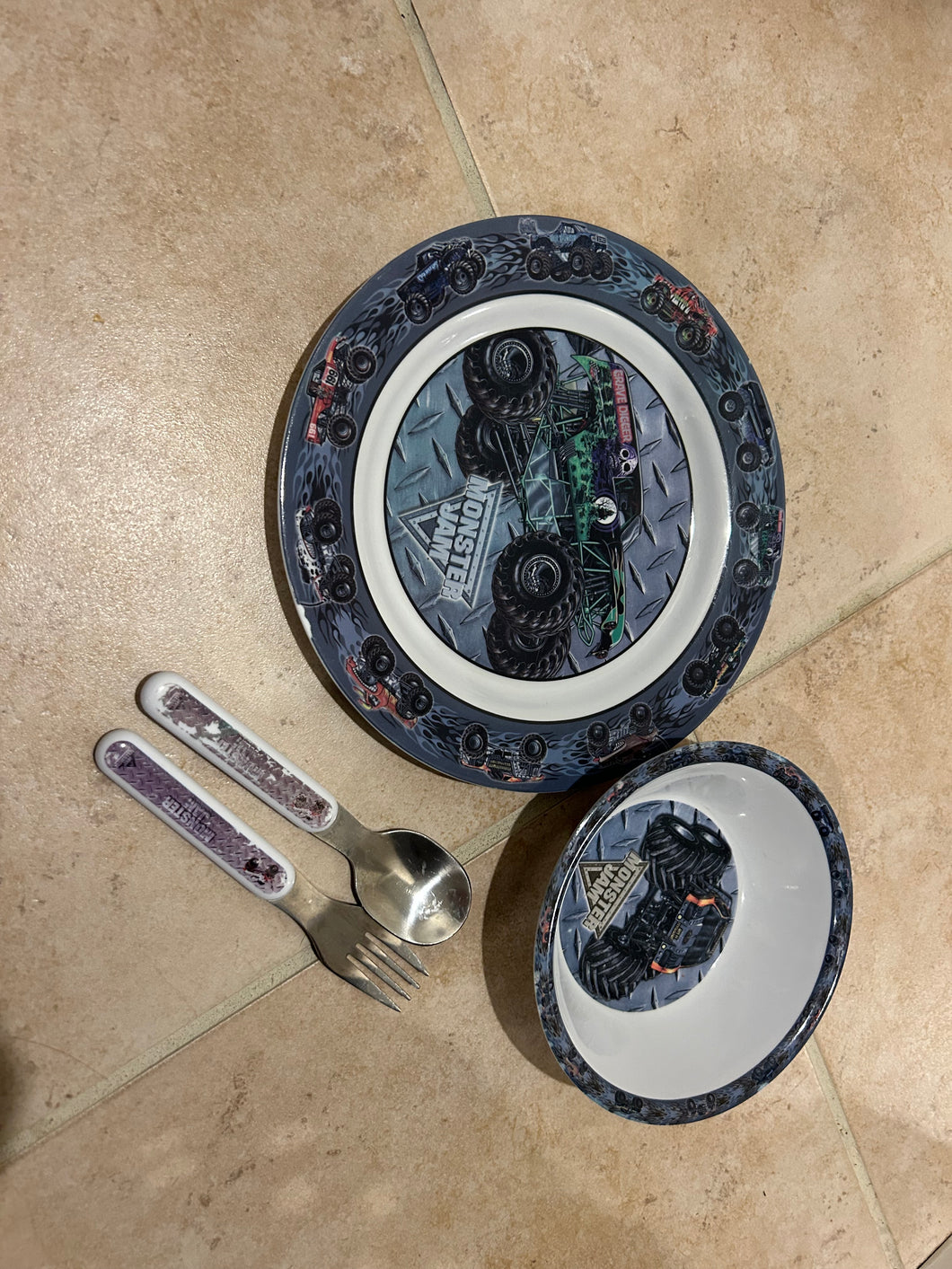Monster Jam 4 pc set Plate, bowl, utensils