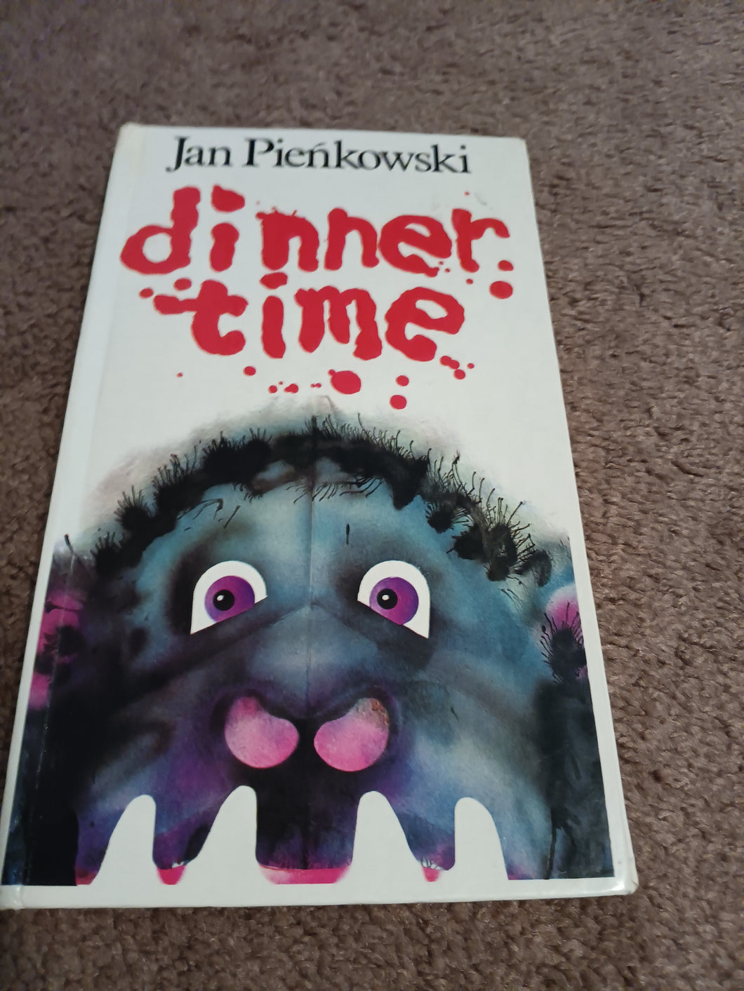 Dinner time Pop out book