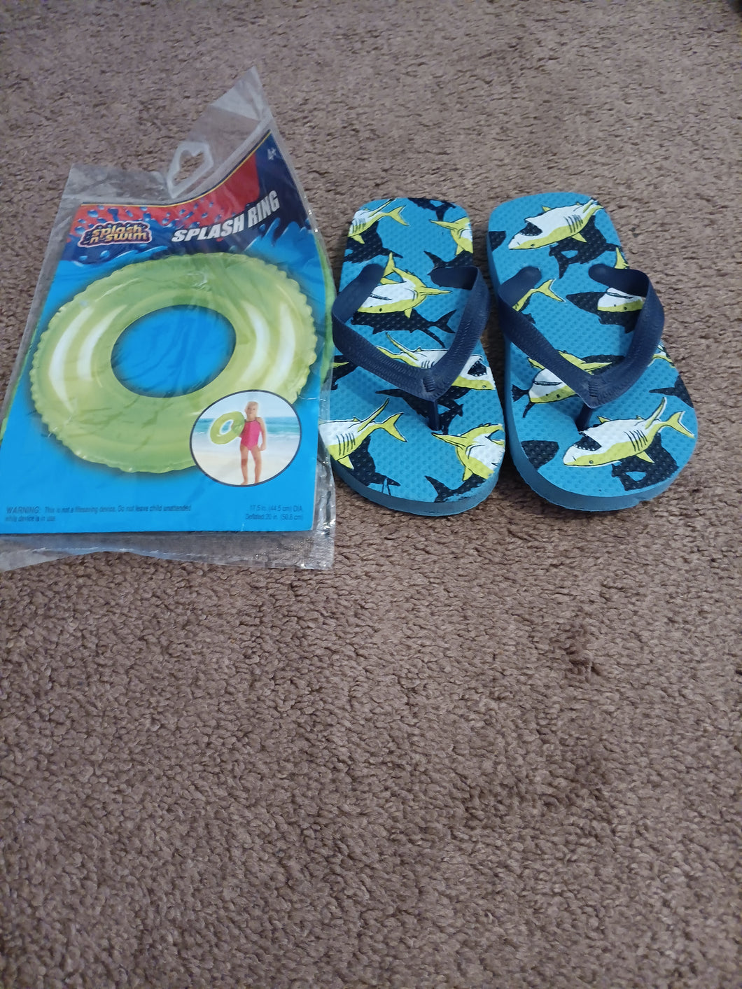 Size 11 flip flops Pool ring and shark - size Shoes-youth   11