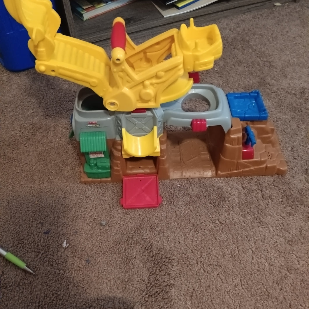 Little people rock crush
