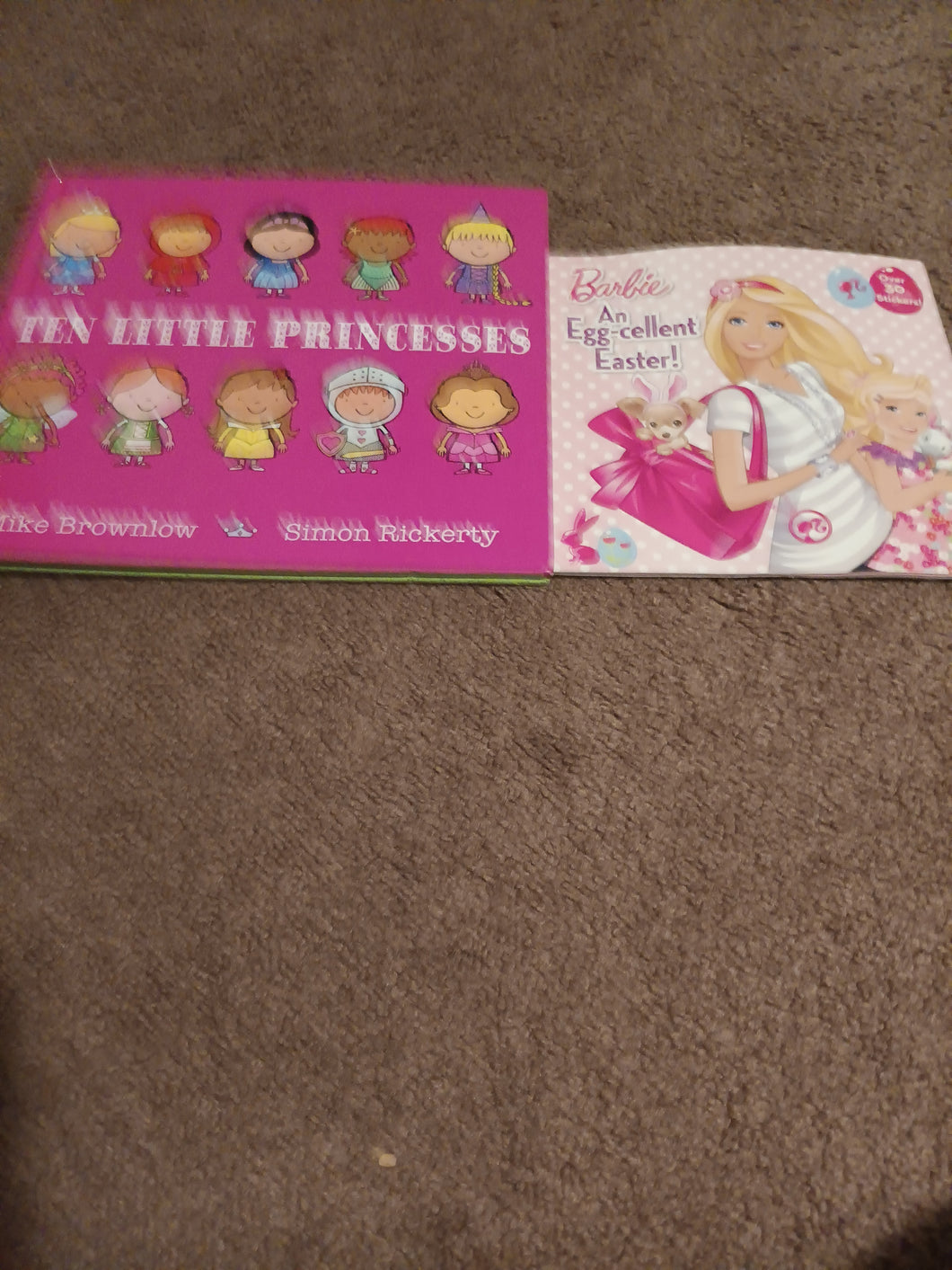 2 books Barbie easter and 10 pri
