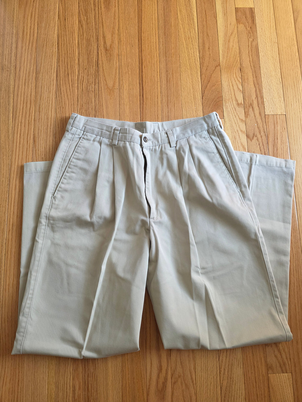 34x32 Men's Pants Clairborne-Khaki - size Mens M