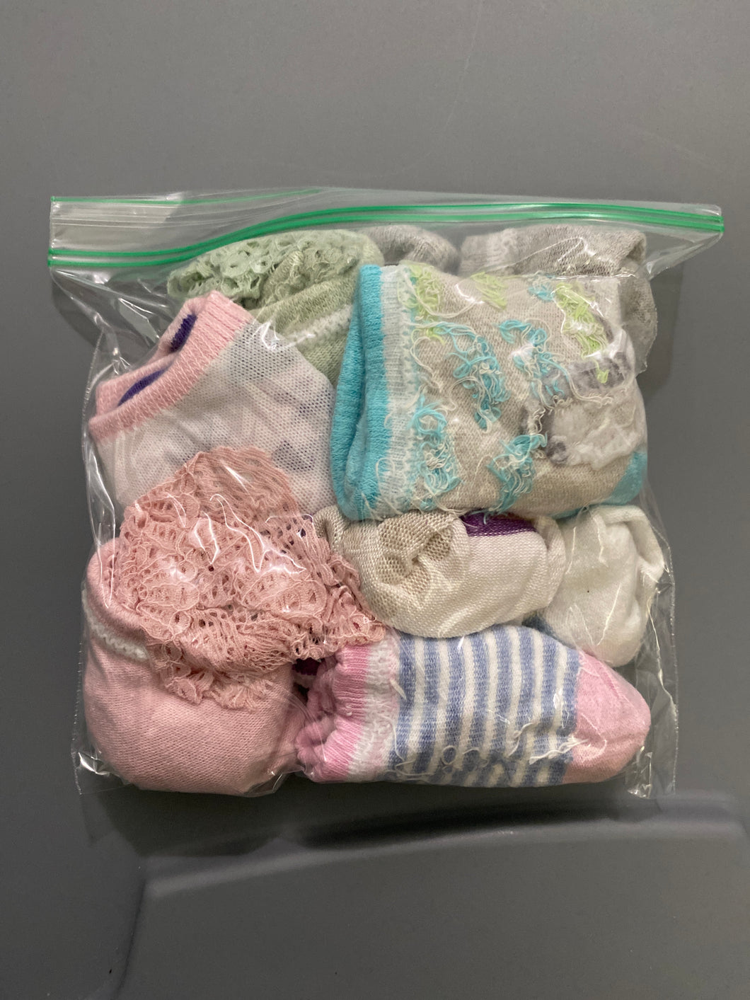 Socks 8 pairs Size 0-12