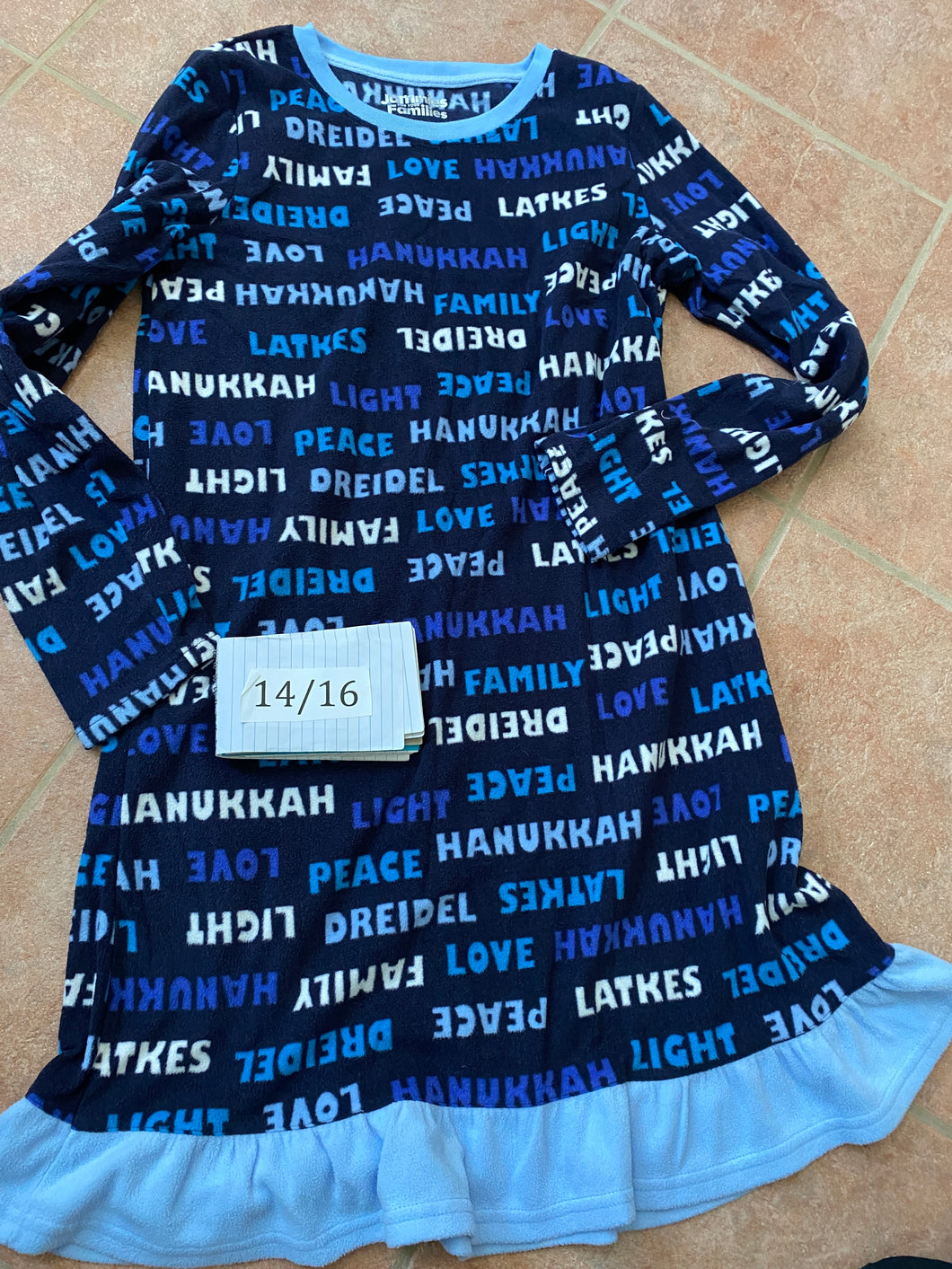 G Hanukkah nightgown sz 14/16 - size Kids 14