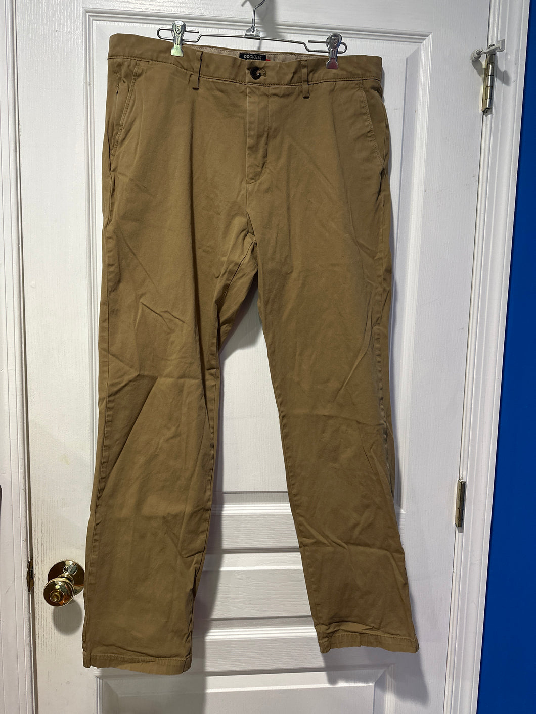 Dockers 36Wx34L Dress pants - size pants 36-38