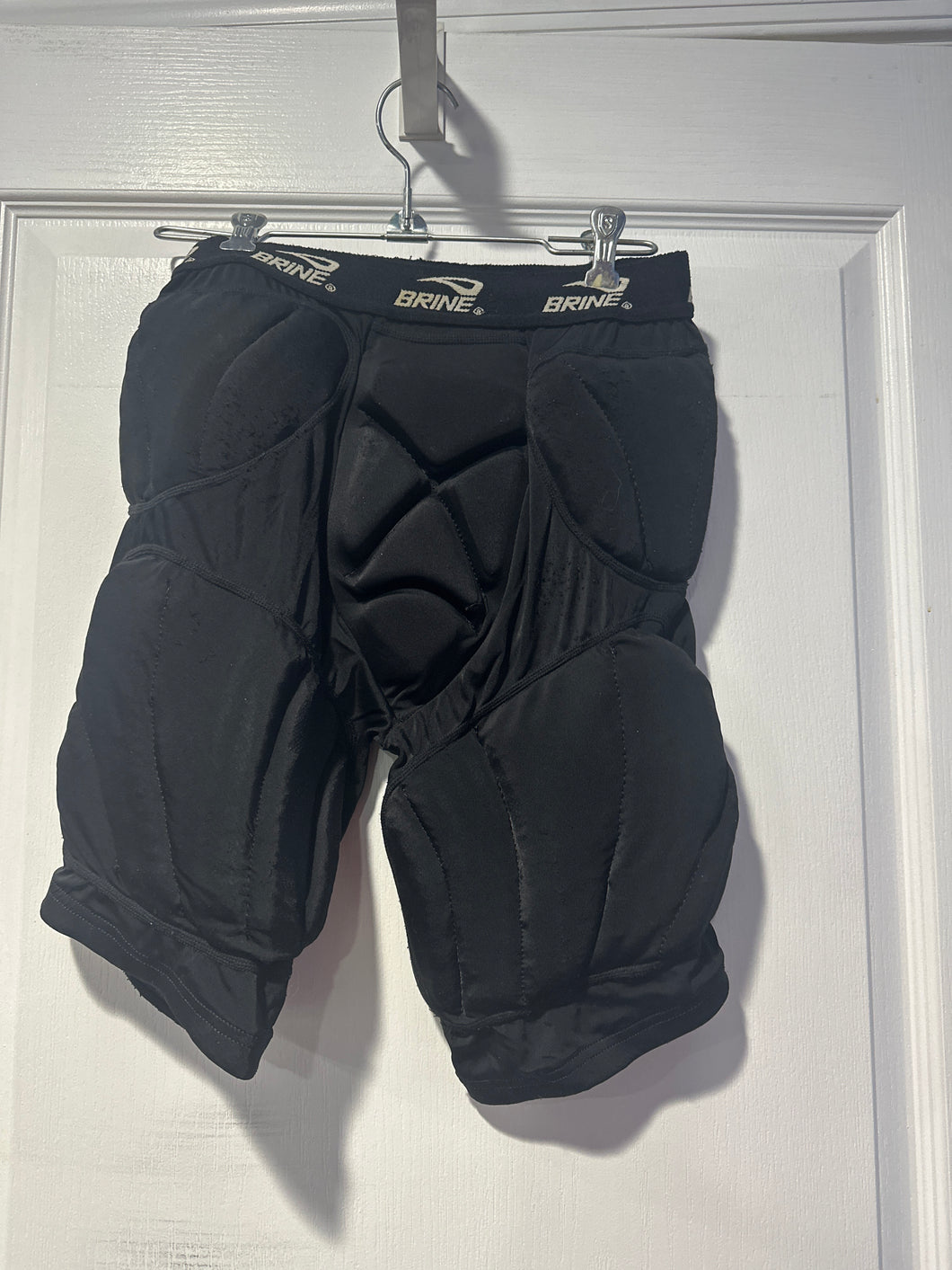 Brine footbal/lax girdle Black padded adult M