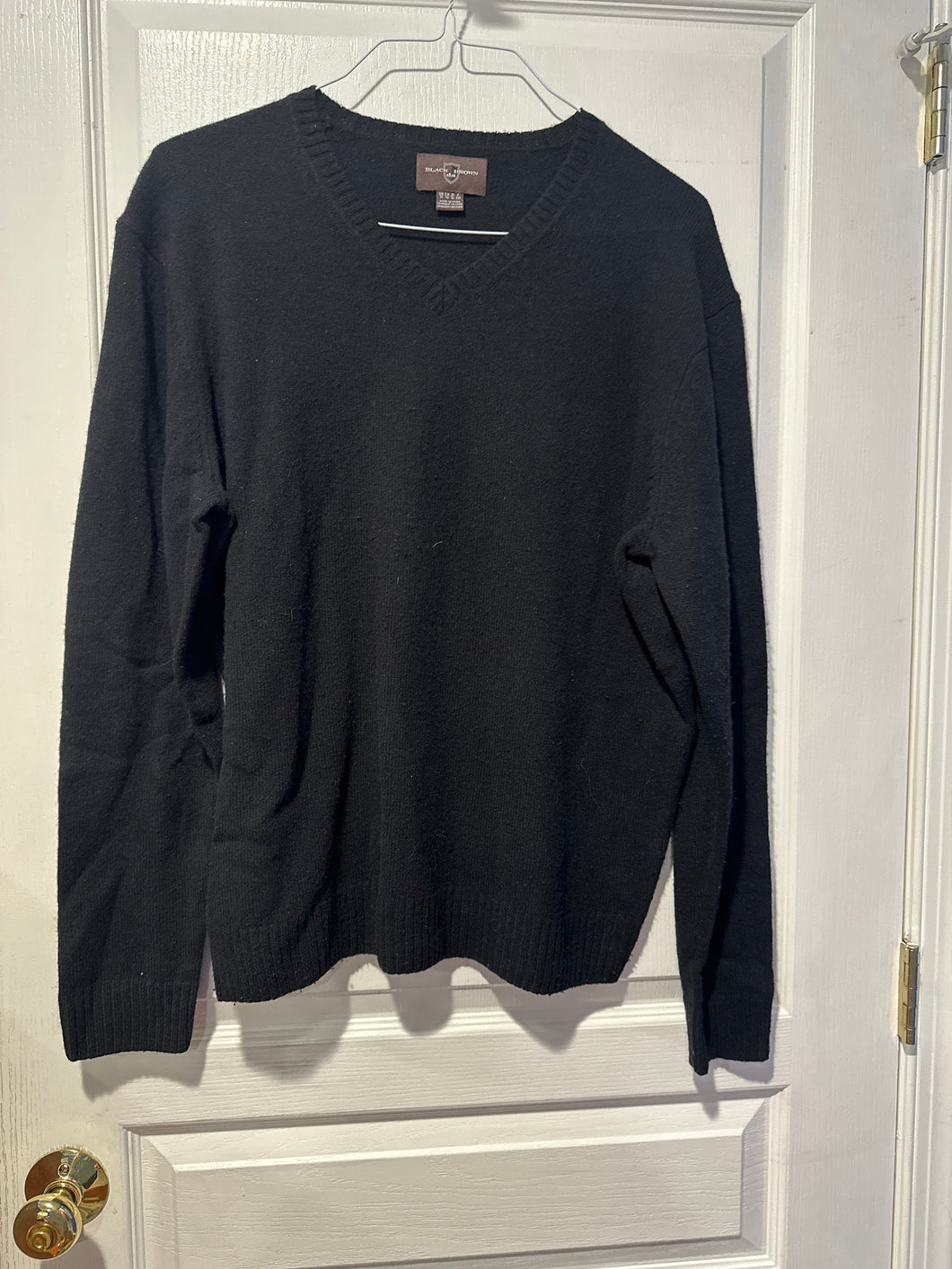 Black brown v neck Black sweater - size Mens XL