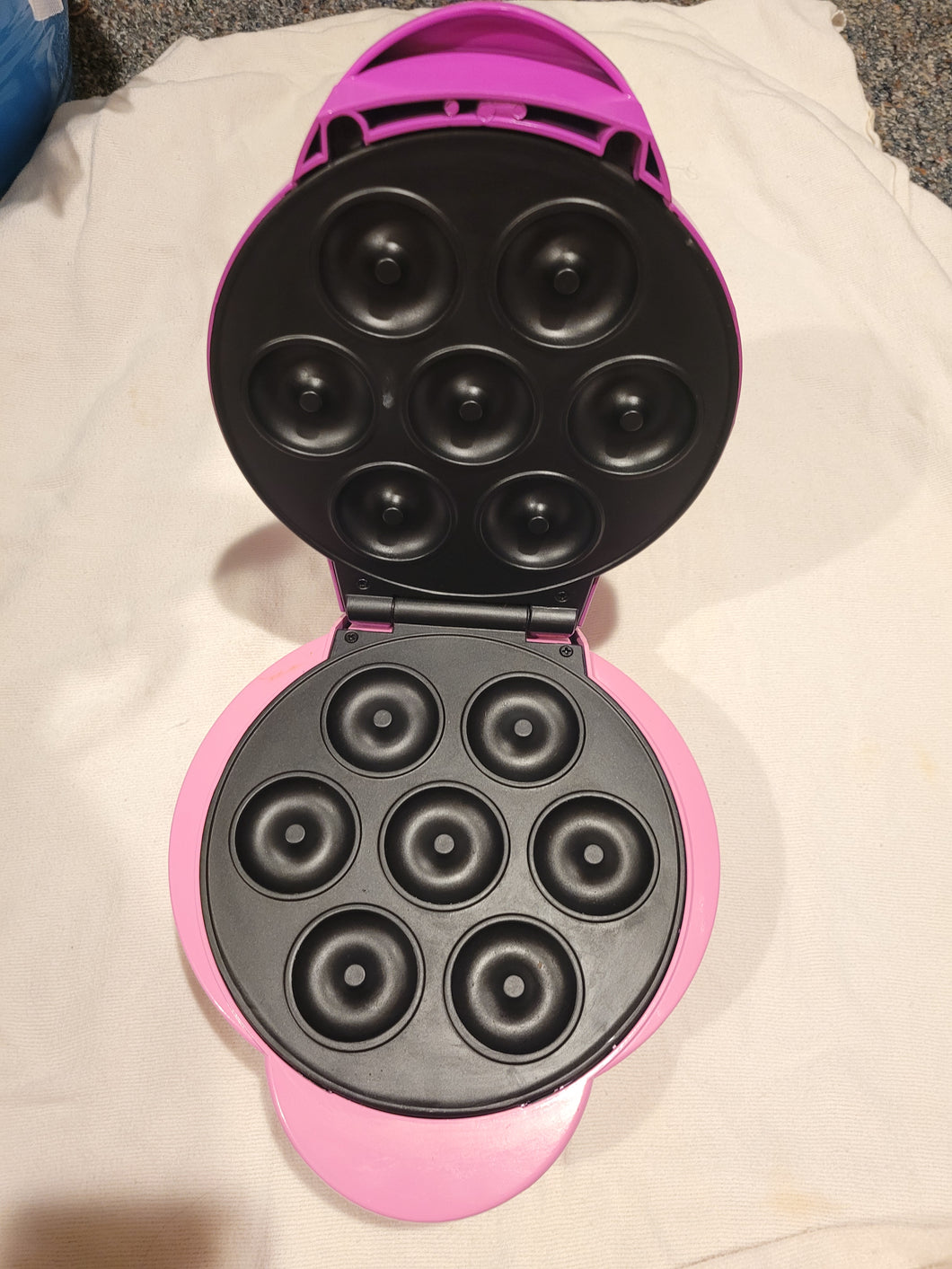 BN Doughnut maker