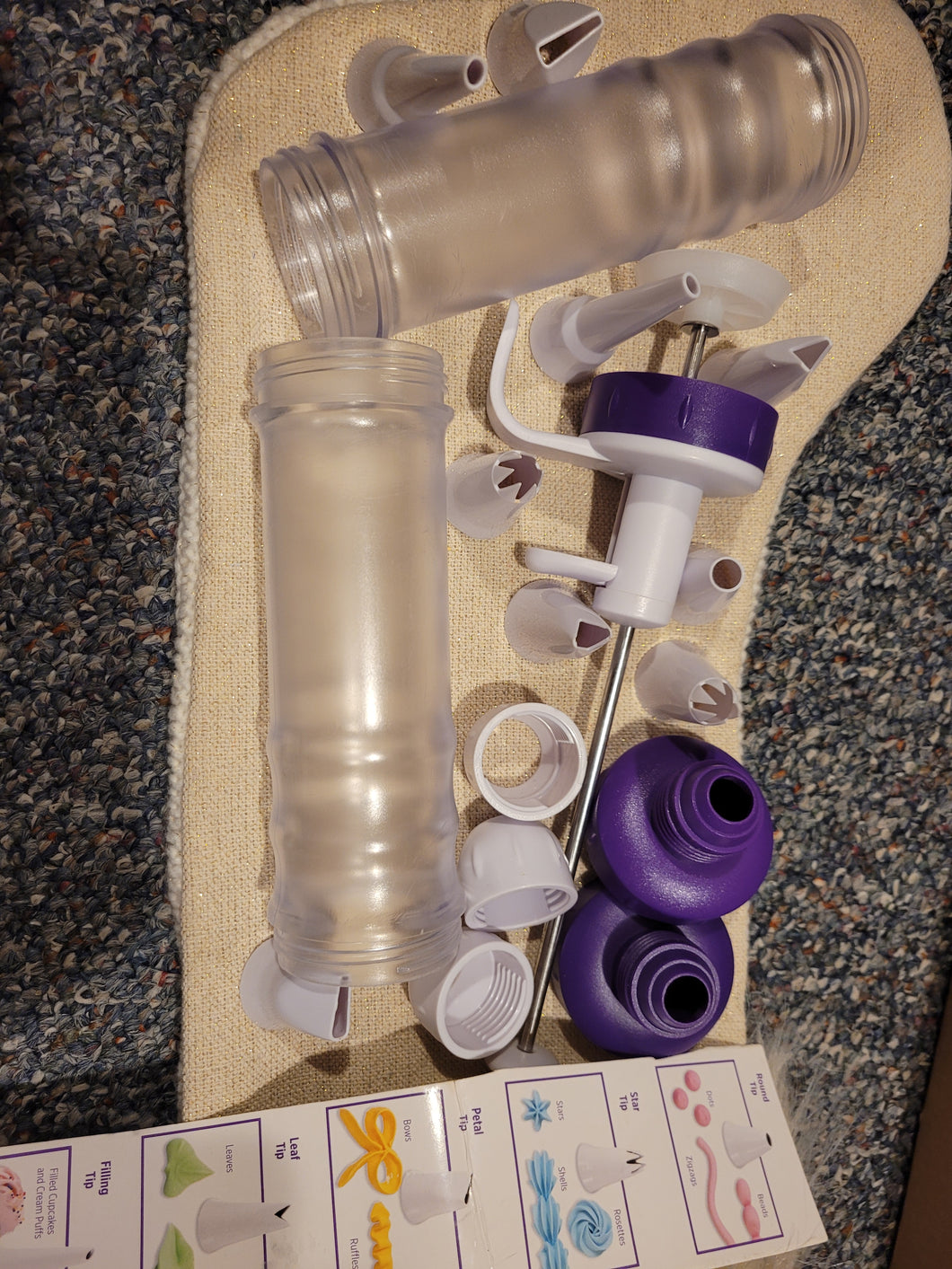 Wilton Cake Decorating Set