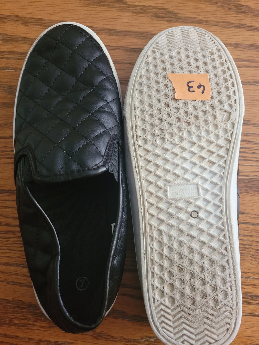 Black faux leather Slip on shoes w/ - size Shoes-teen 7