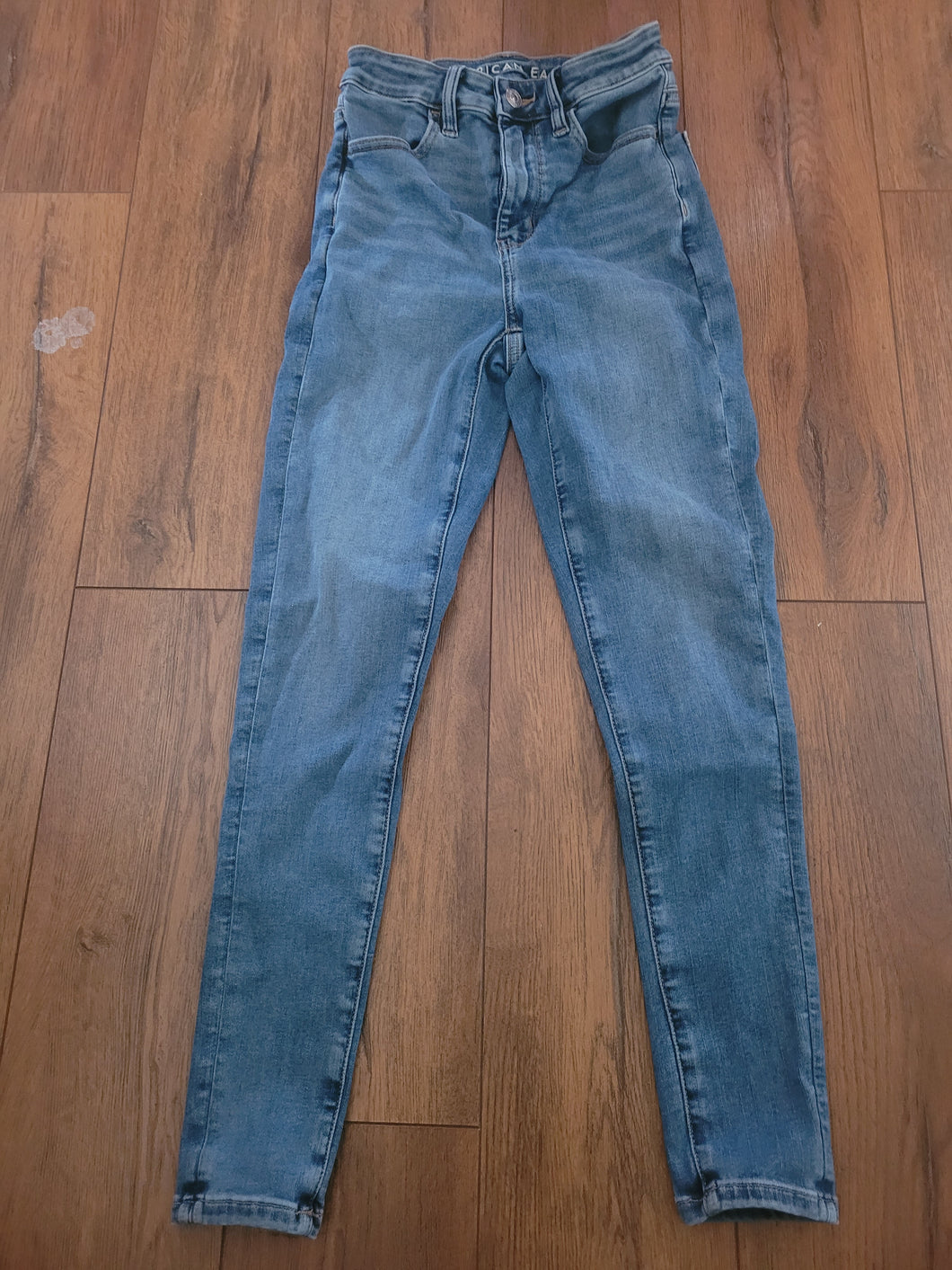 American Eagle Size 0 Super High Rise Jeggings - size Women XS (0-2)