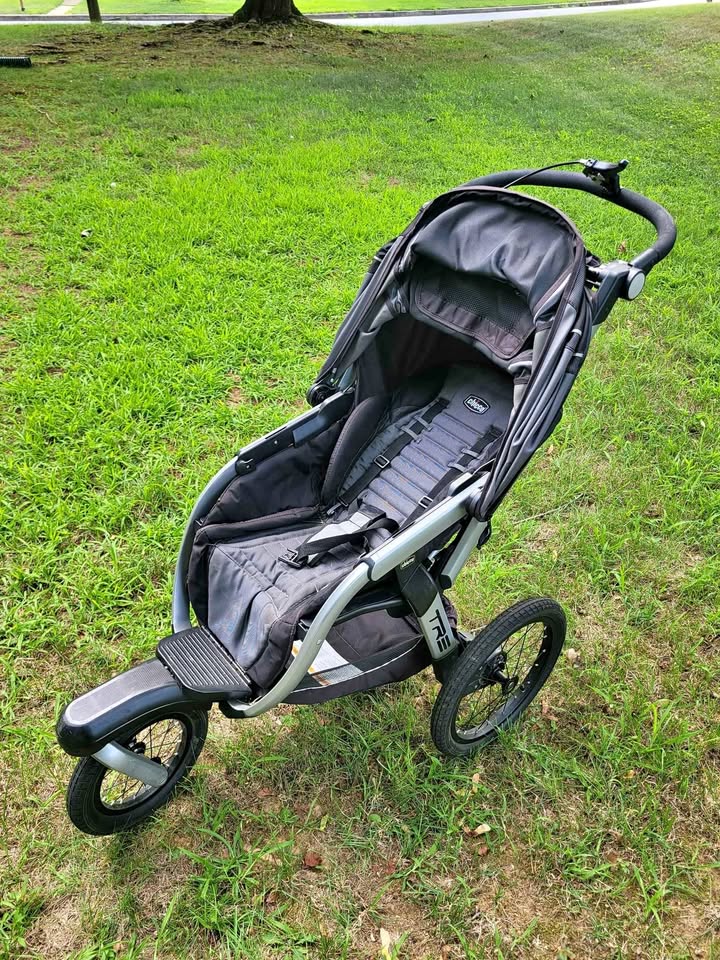 Chico Trey Stroller Jogging