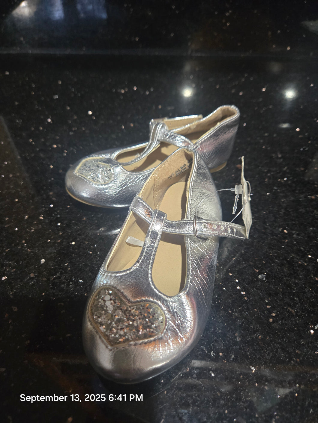 Children's Place NWT 5T Silver Sparkle Shoes - size Shoes-toddler 5