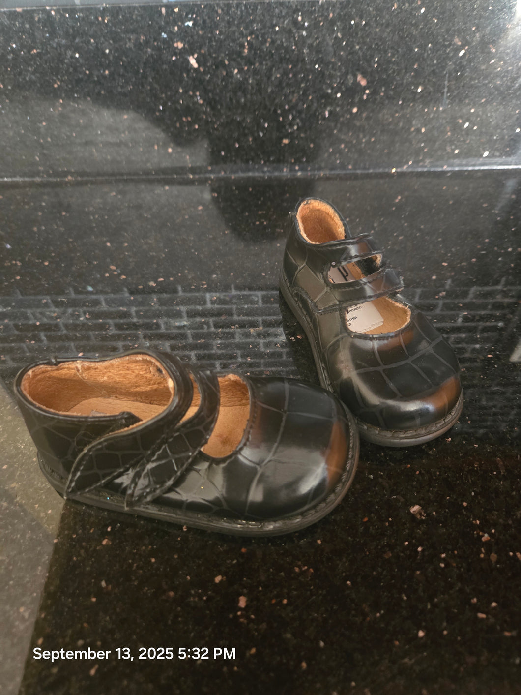 Baby Gap Black Mary Jane Dress Shoes Infant - size Shoes-Baby 0-2