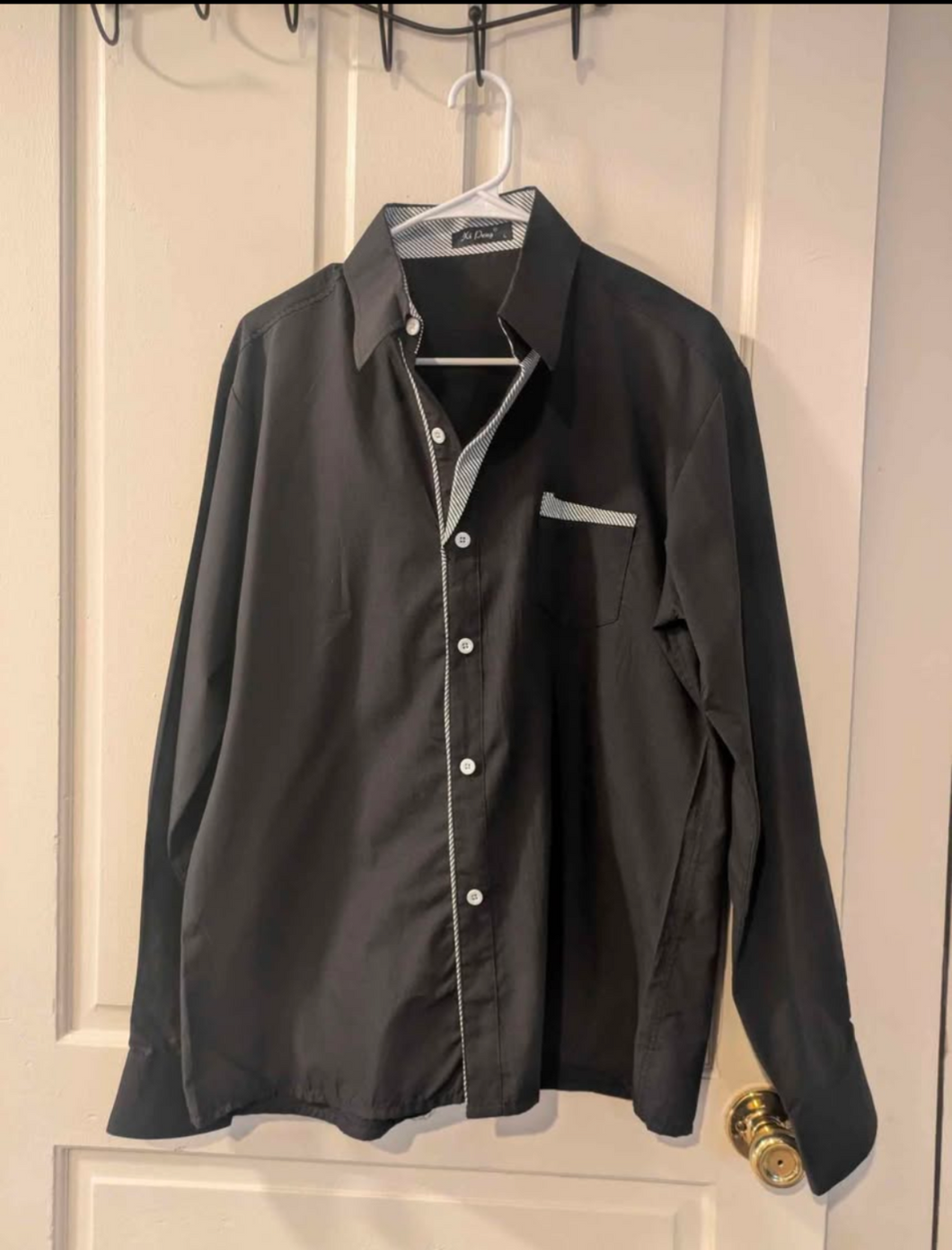 Black dress shirt - size Mens L